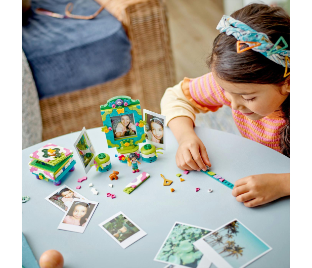 LEGO Disney 43239 Ramka na zdjęcia i szkatułka Mirabel - 1220593 - zdjęcie 12